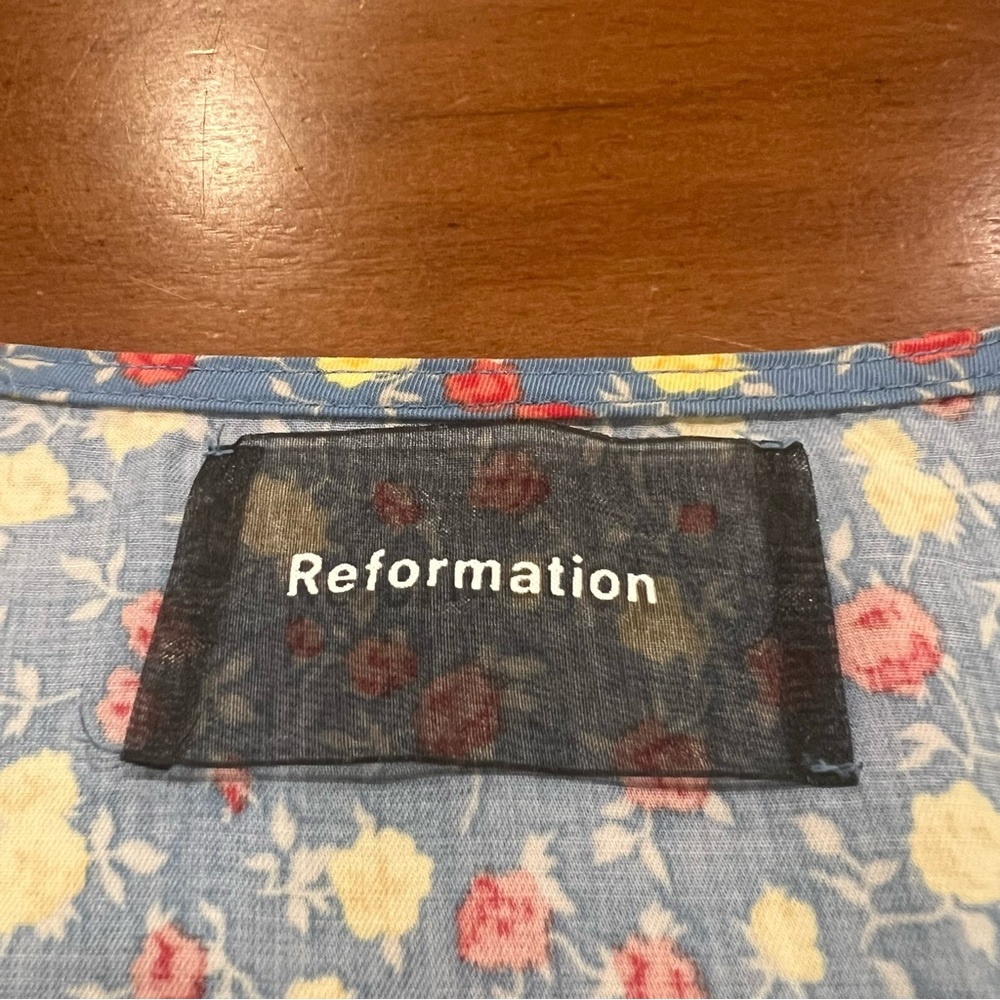 Reformation Arabella PJ Top Button Front Blouse Blue Floral Print Small Deep Vee - Picture 10 of 16